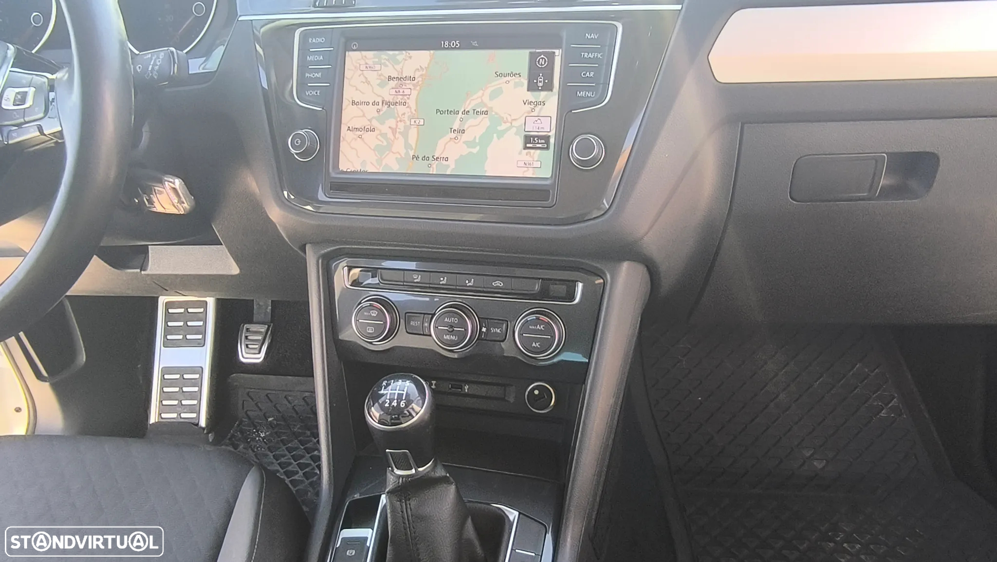 VW Tiguan 2.0 TDI R-Line - 10