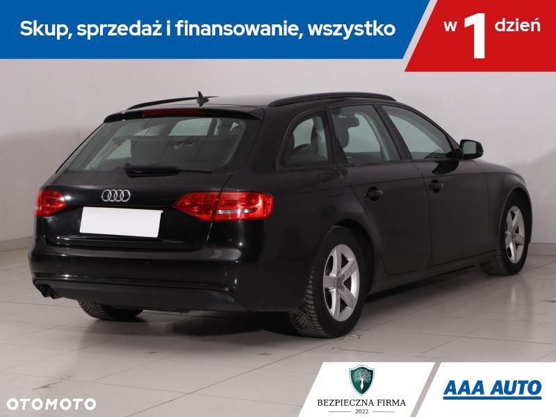 Audi A4 Avant - 7