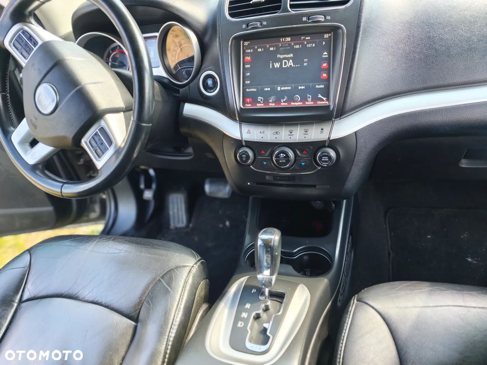 Fiat Freemont 2.0 Multijet 16V DPF Automatik Allrad Lounge - 16