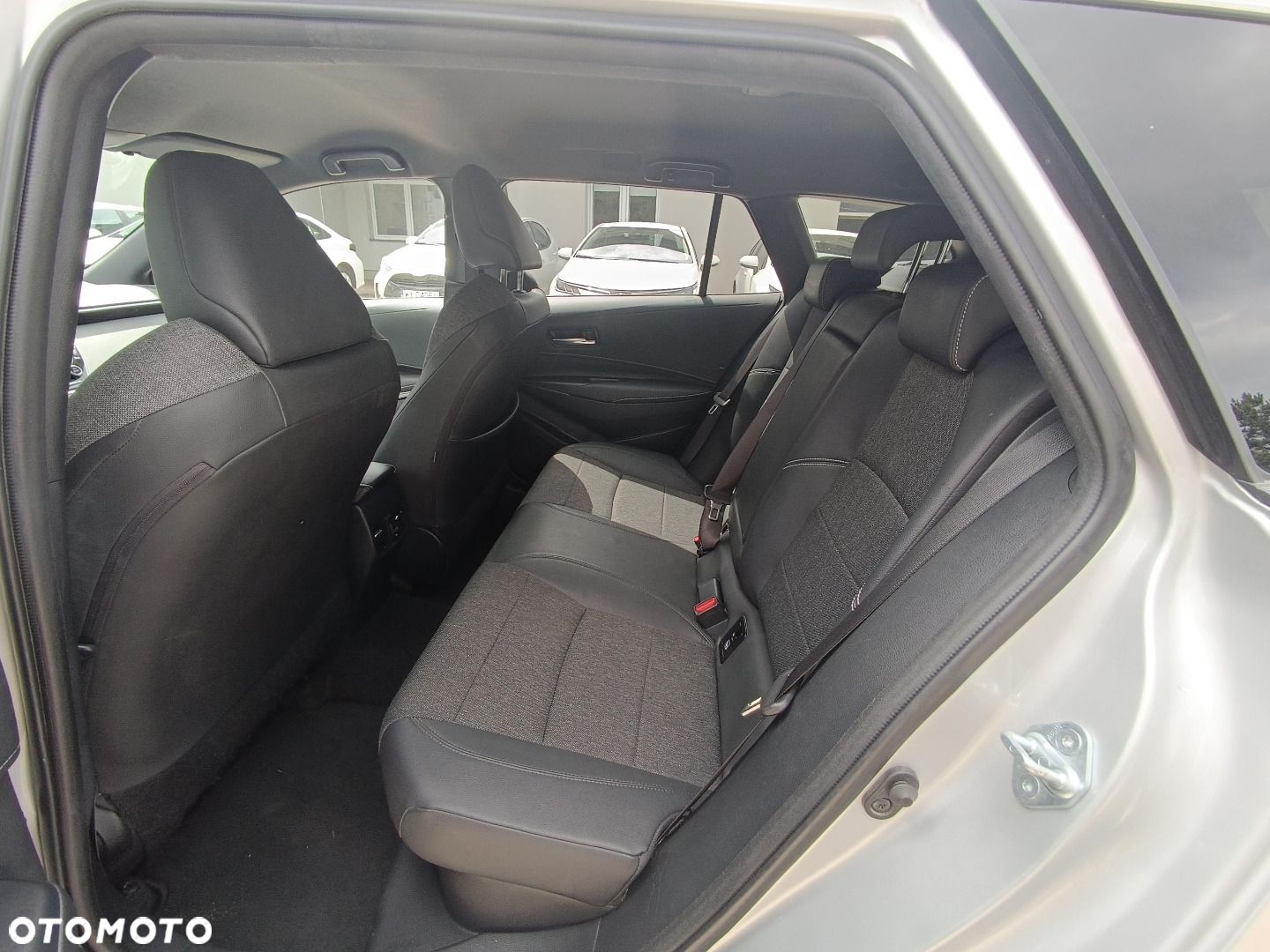 Toyota Corolla - 9