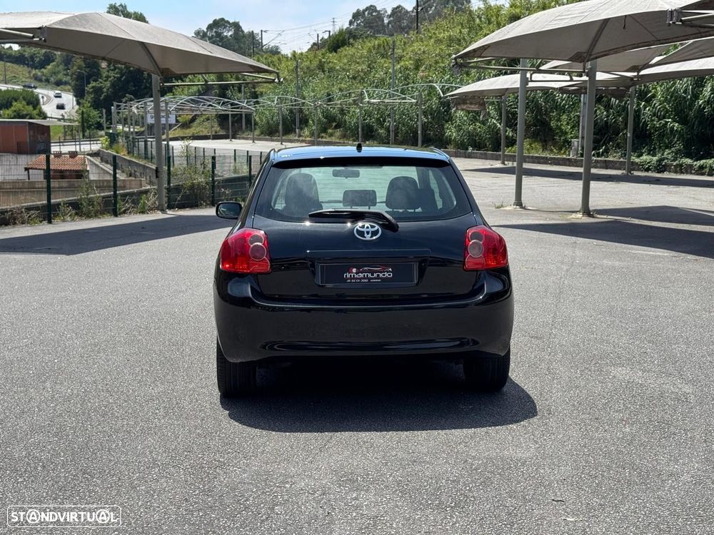 Toyota Auris 1.4 D-4D - 6