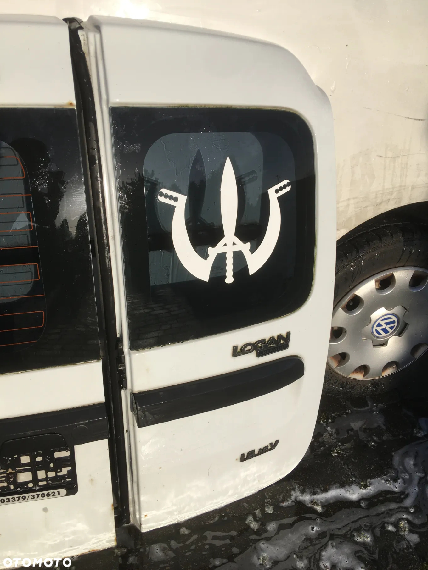 DACIA LOGAN DRZWI PRAWE LEWE ZDERZAKTYŁ TYLNE BIAŁE DV369 MCV KOMBI - 2