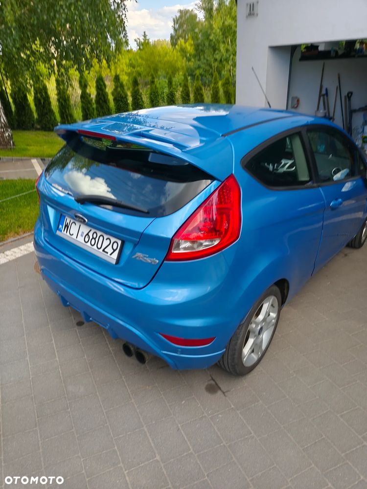 Ford Fiesta 1.6 Ti-VCT Sport - 2