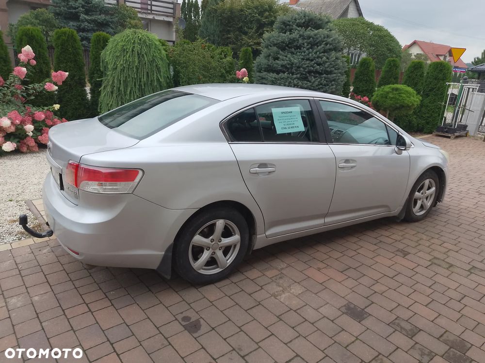 Toyota Avensis 2.0 D-4D - 4