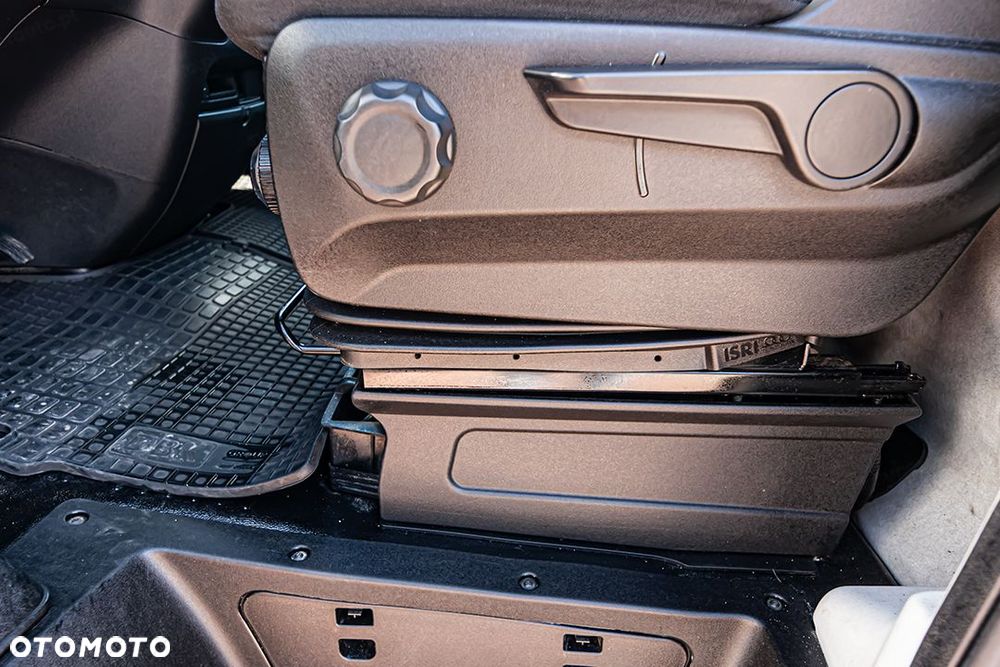 Iveco Daily 35S18 L4H2 Hi-Matic 3.0 180KM - 16