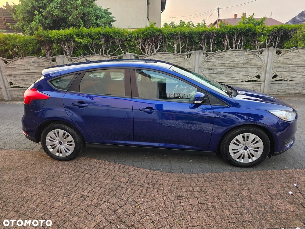 Ford Focus 1.0 EcoBoost Trend - 12