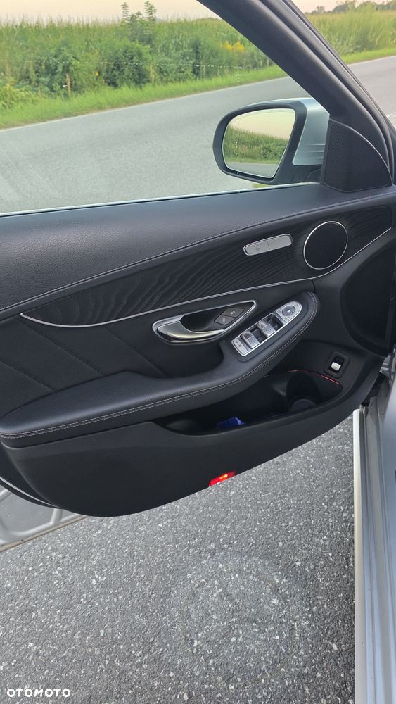 Mercedes-Benz Klasa C 400 4-Matic 7G-TRONIC - 8