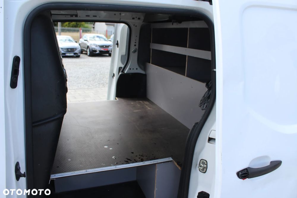 Opel Combo - 17