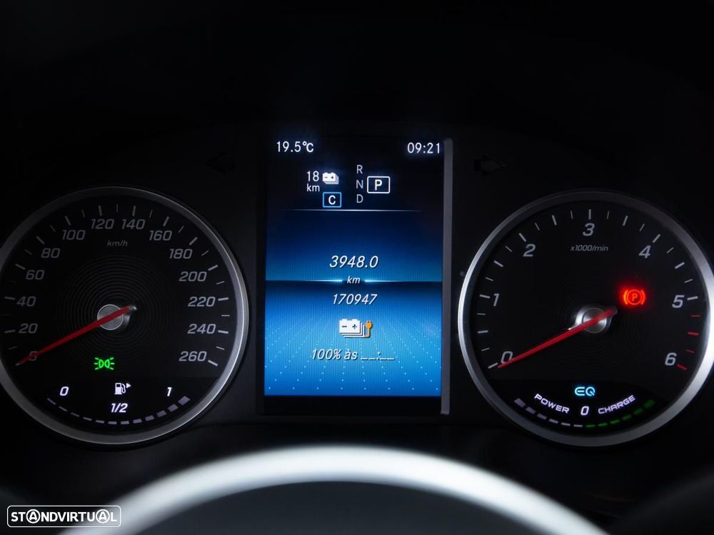 Mercedes-Benz GLC 300 de 4Matic — fotografia 20