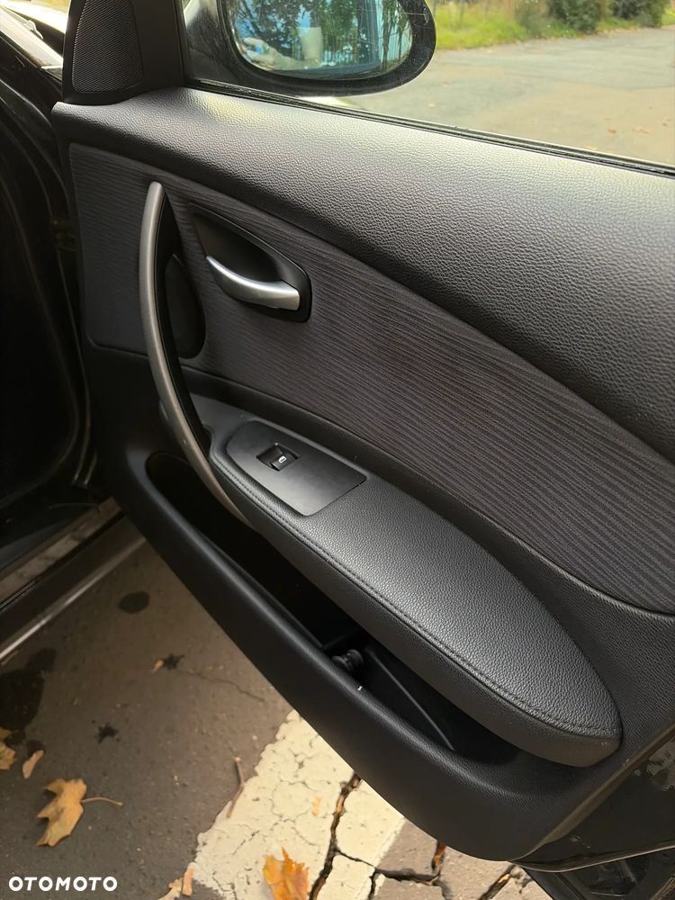 BMW Seria 1 118d - 19