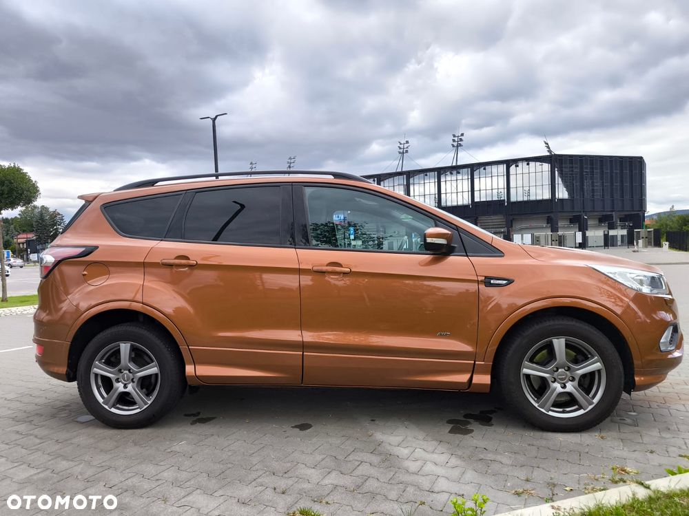 Ford Kuga 2.0 TDCi AWD ST-Line - 2
