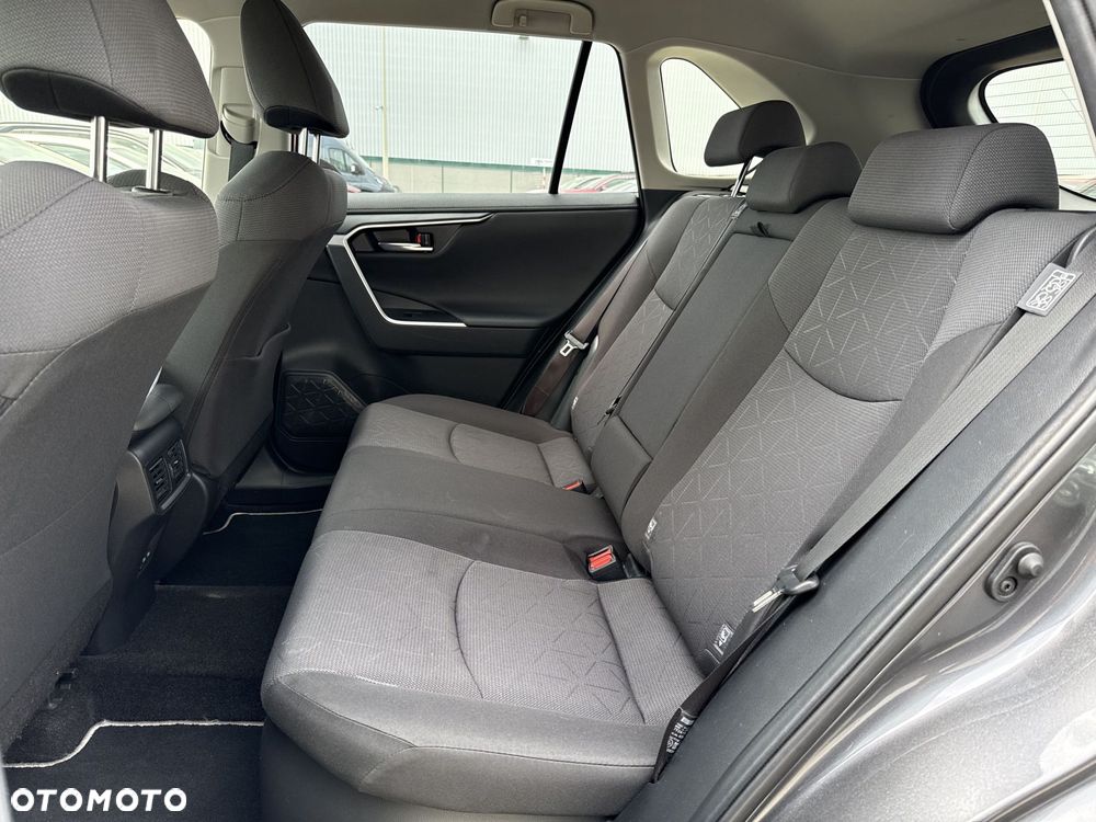 Toyota RAV4 - 12
