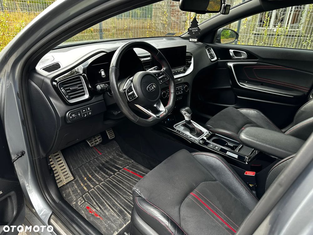 Kia ProCeed 1.6 T-GDI GT DCT - 8