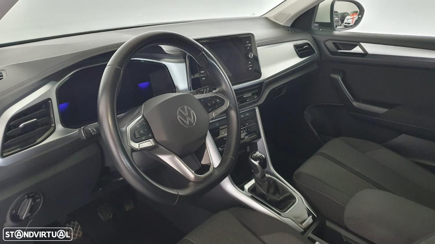 VW T-Roc 1.0 TSI Life - 17