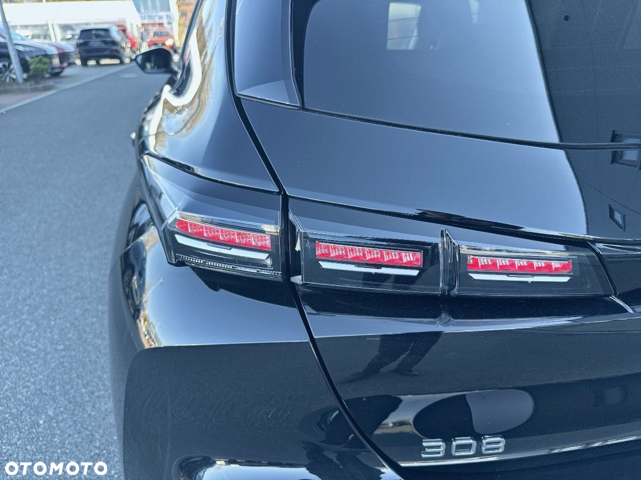 Peugeot 308 1.2 PureTech Allure S&S EAT8 - 13