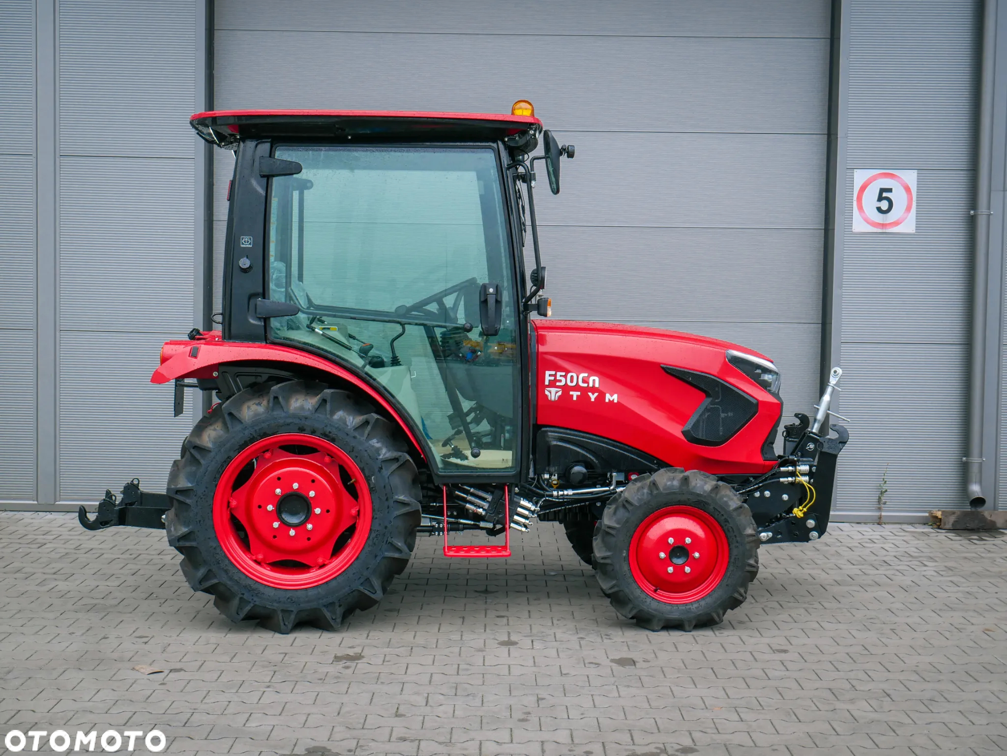 TYM F50Cn - 8