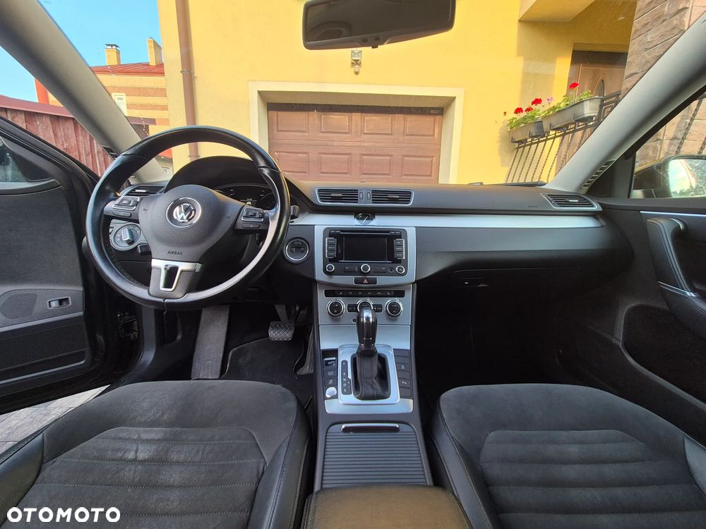 Volkswagen Passat 2.0 TDI Highline DSG - 7