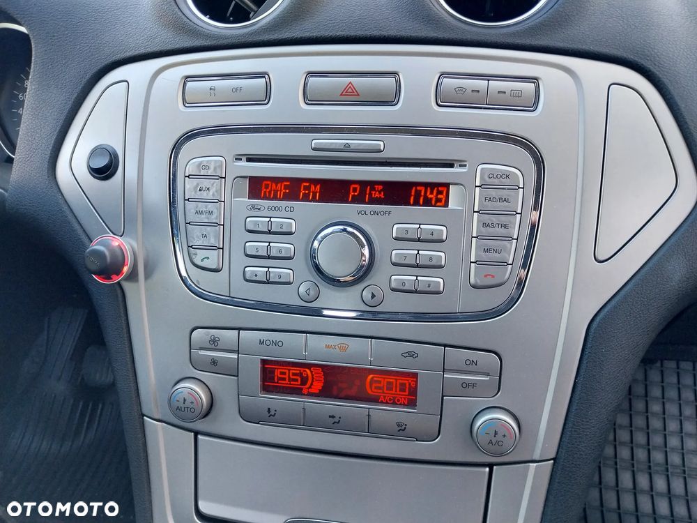 Ford Mondeo 1.8 TDCi Trend - 23