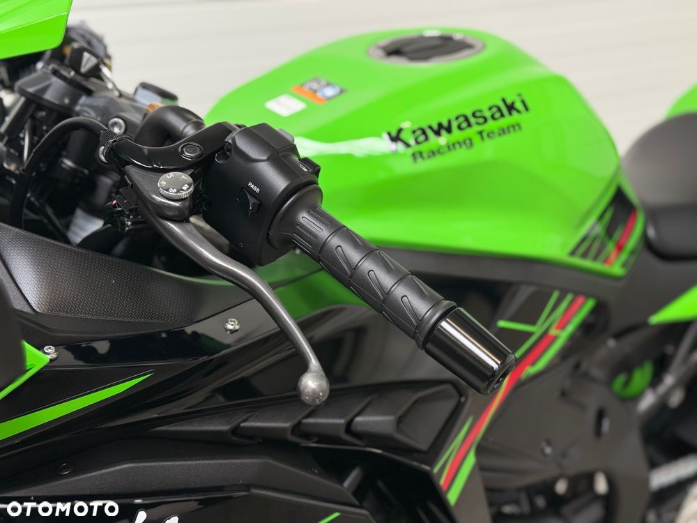 Kawasaki ZX - 26