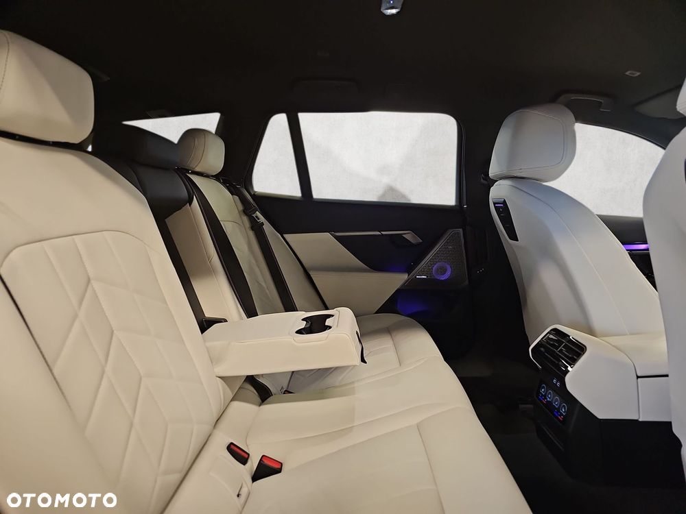 BMW Seria 5 - 15