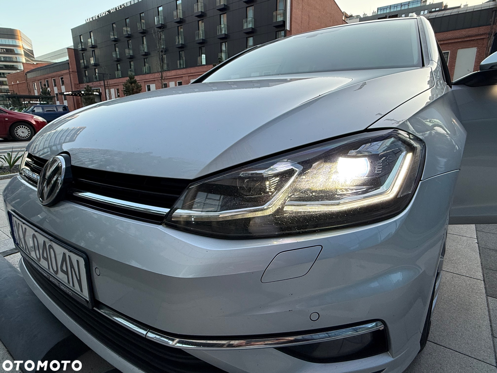 Volkswagen Golf 2.0 TDI BlueMotion Technology DSG Comfortline - 7