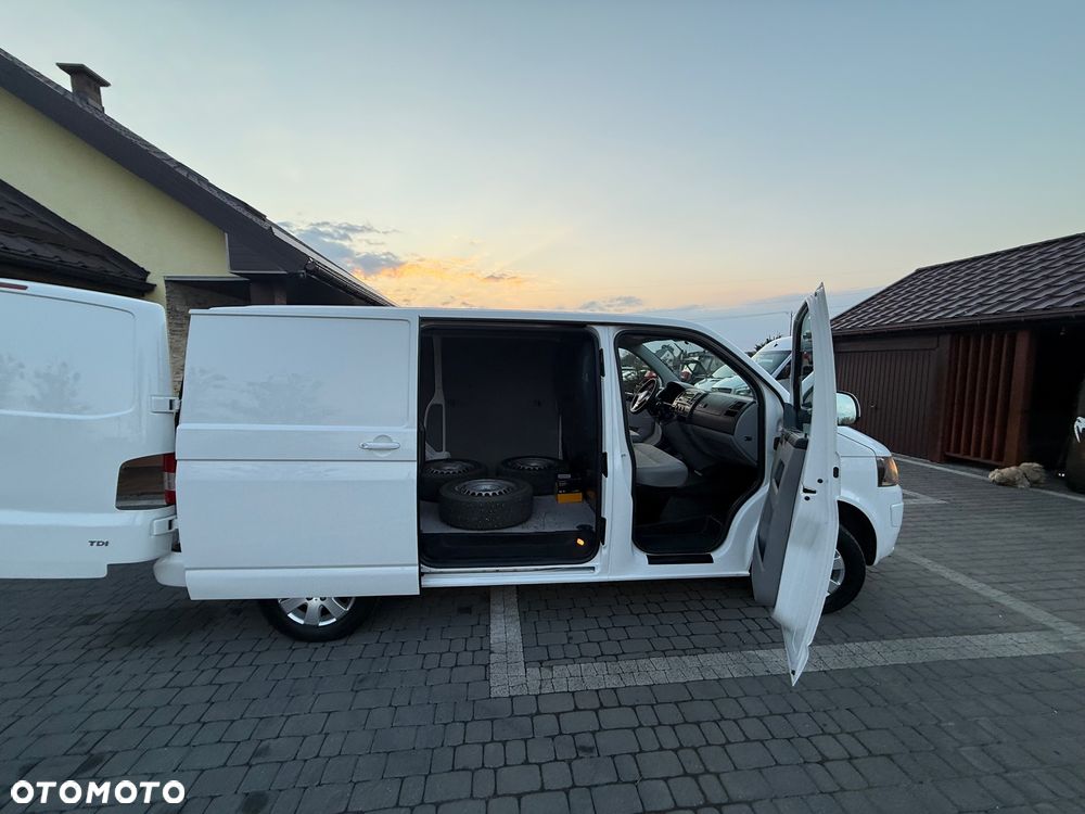 Volkswagen Transporter - 15
