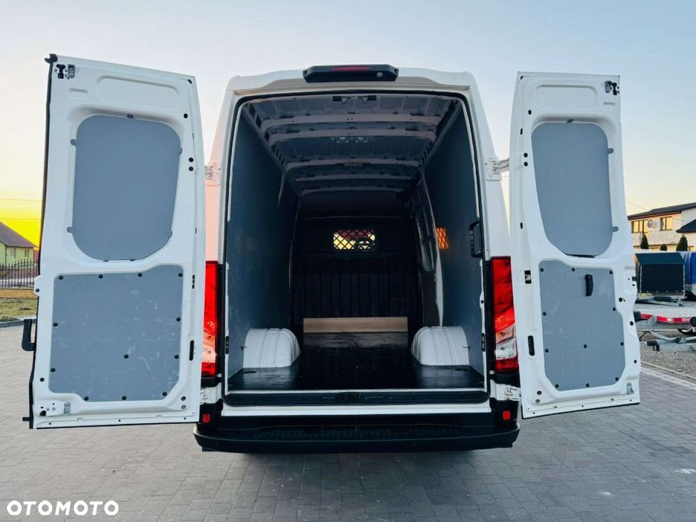 Iveco Sprowadzony Zarejstrowany na blizniakach 35C15 - 18