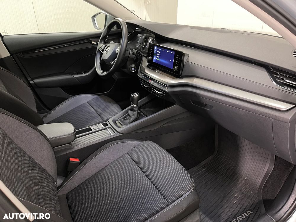 Skoda Octavia 2.0 TDI Ambition - 11