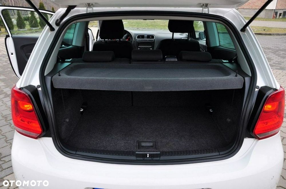 Volkswagen Polo 1.4 Highline - 25