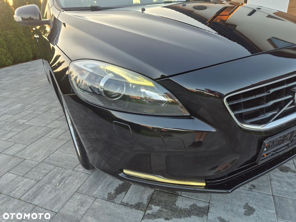 Volvo V40 T2 Kinetic - 19