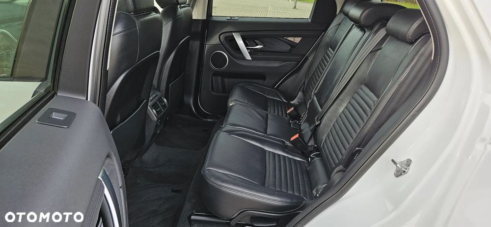 Land Rover Discovery Sport TD4 HSE Luxury - 8