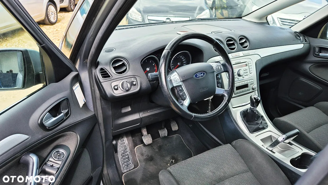 Ford S-Max 2.0 FF Titanium - 30
