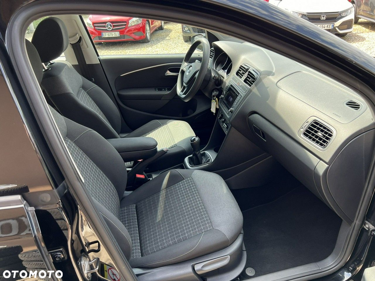 Volkswagen Polo - 17