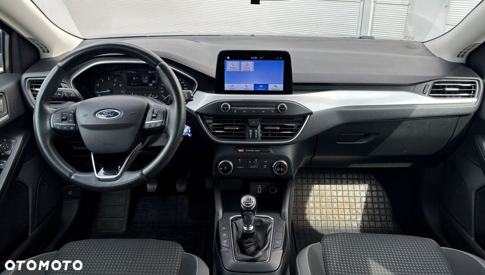 Ford Focus 1.0 EcoBoost Trend - 10