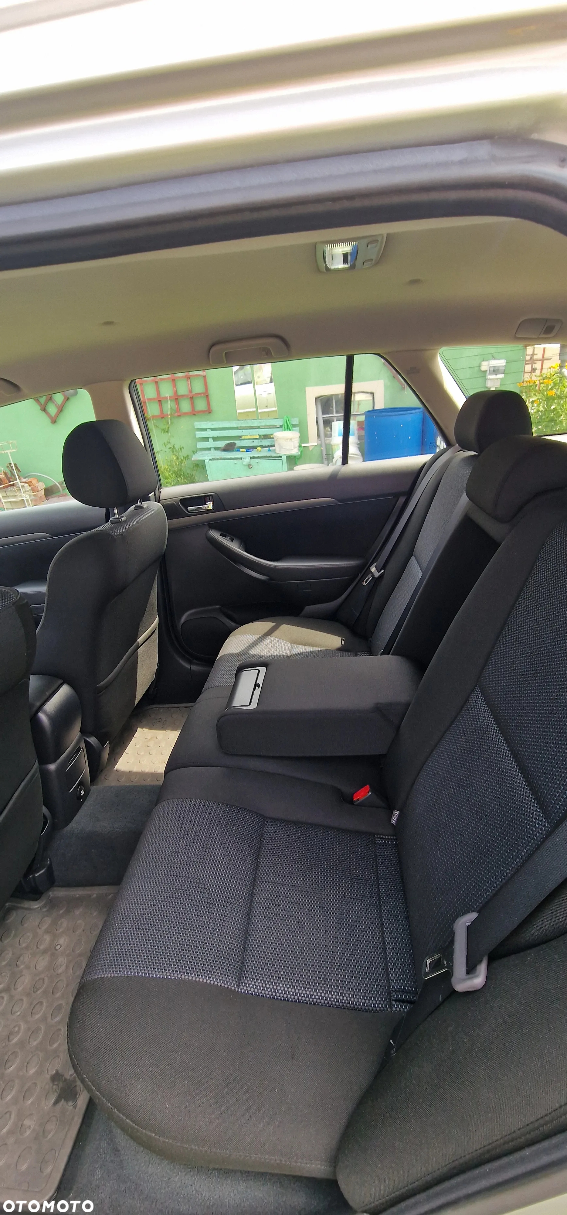 Toyota Avensis 2.0 D-4D Sol - 13