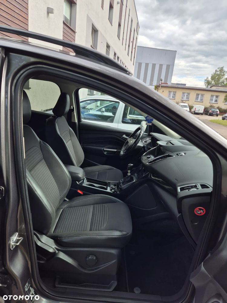 Ford Kuga 1.5 TDCi FWD Titanium - 8