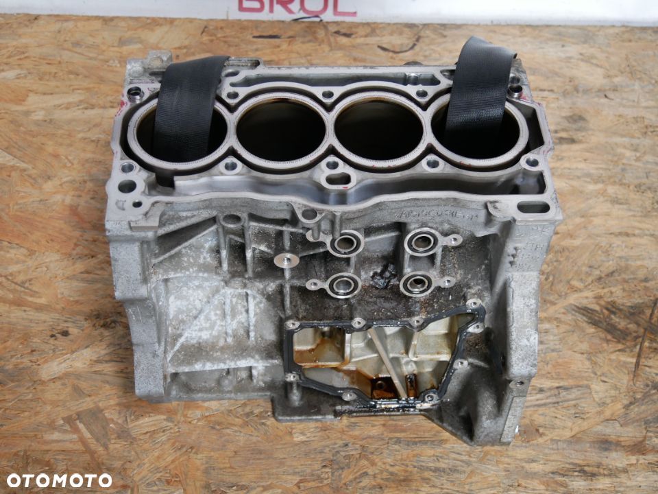 BLOK SILNIKA AUDI A3 1.4 TSI 16' CZE 04e103023ak - 1
