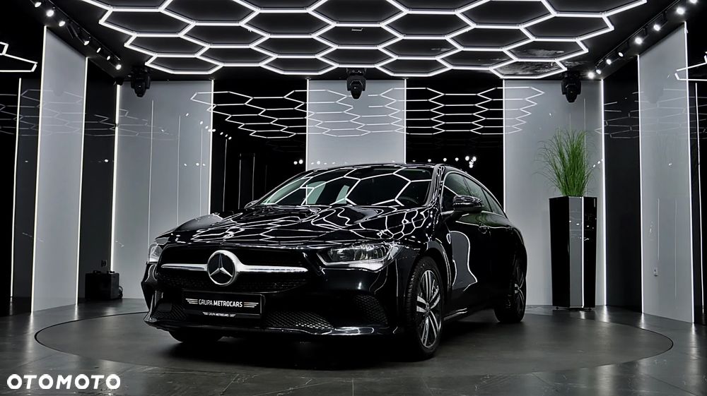 Mercedes-Benz CLA 200 d 8G-DCT - 2