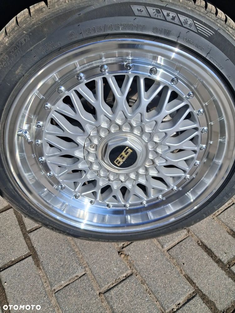 Mercedes-Benz W124 (1984-1993) - 24