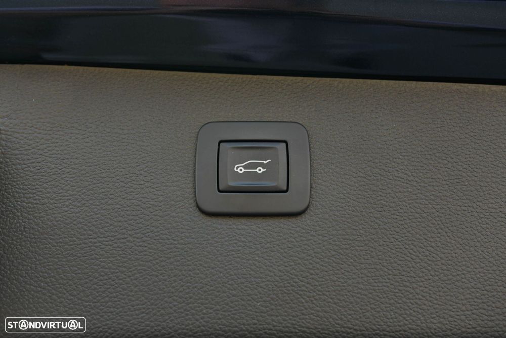 Opel Astra Sports Tourer 1.6 CDTi Executive S/S - 25