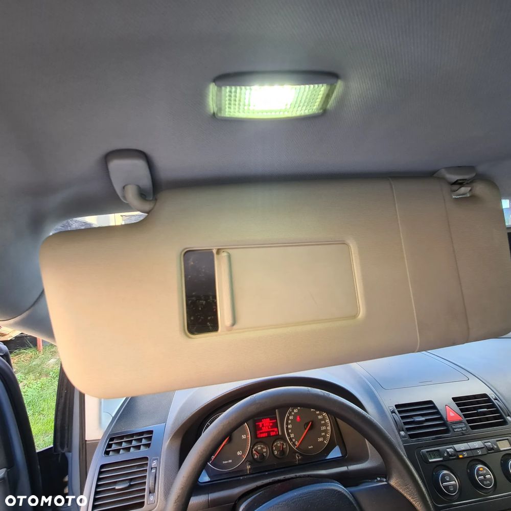 Volkswagen Touran 1.9 TDI Trendline - 3