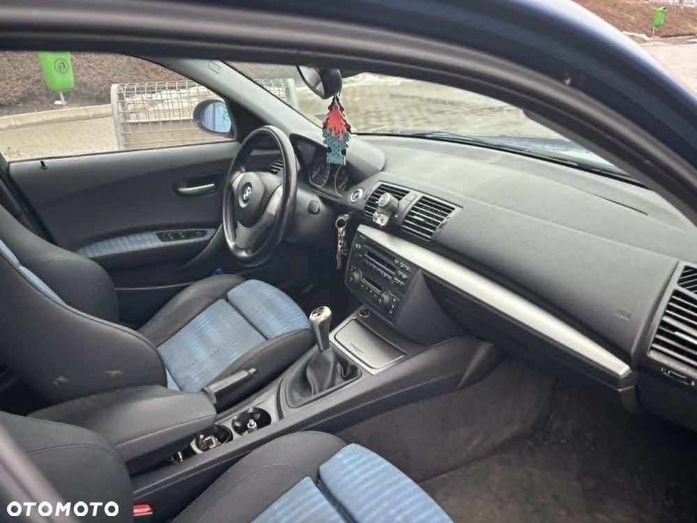 BMW Seria 1 116i - 8