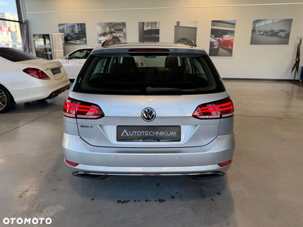 Volkswagen Golf VII 1.6 TDI BMT Comfortline - 19