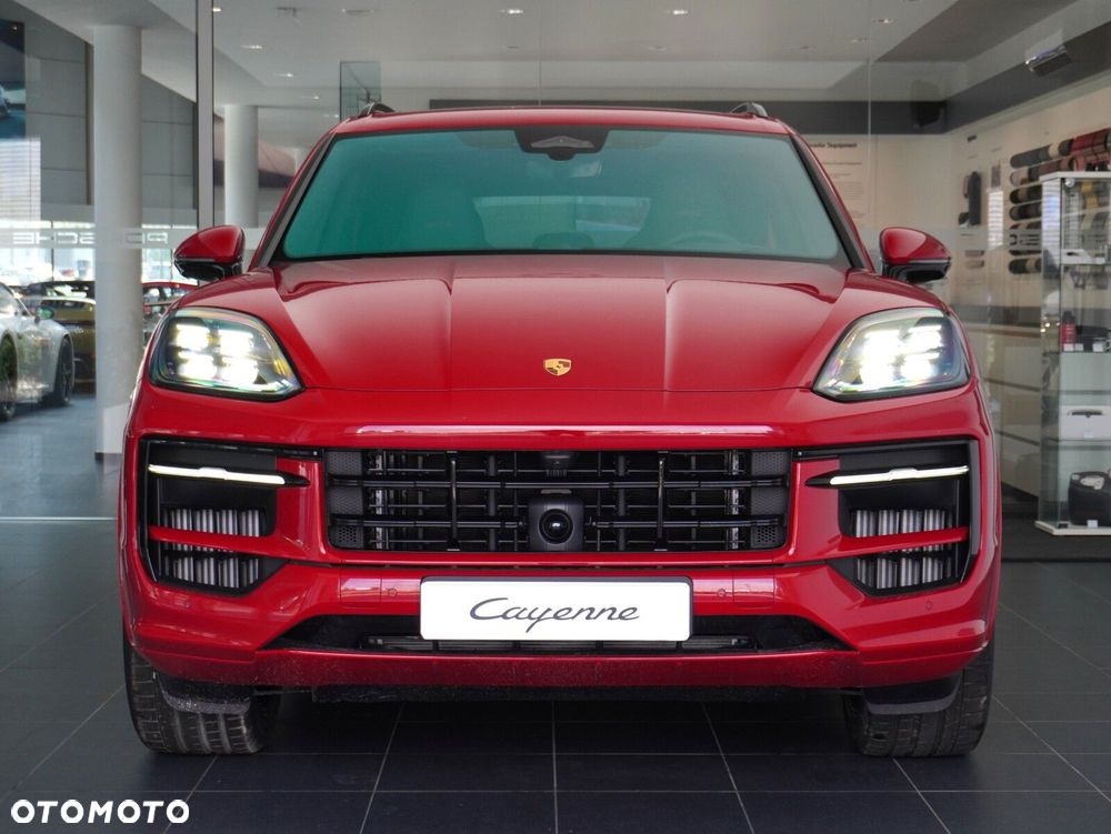 Porsche Cayenne GTS - 6