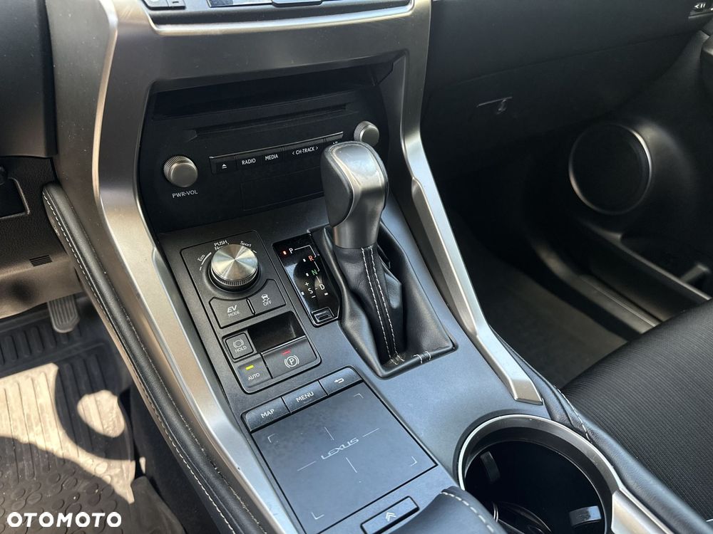Lexus NX 300h Elegance AWD - 21