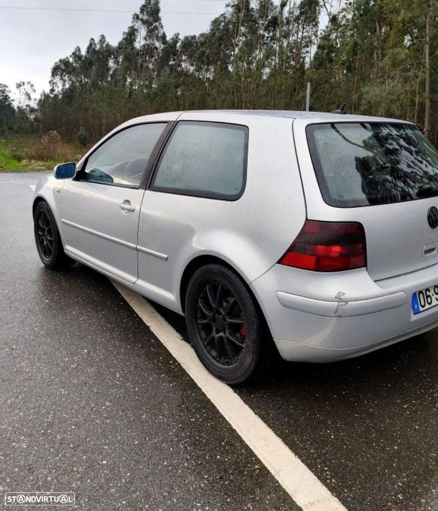 VW Golf 1.9 TDi Highline - 3