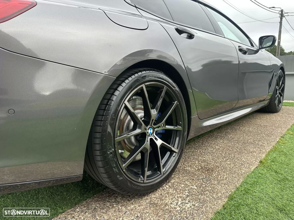 BMW 840 Gran Coupé d xDrive Pack M - 19