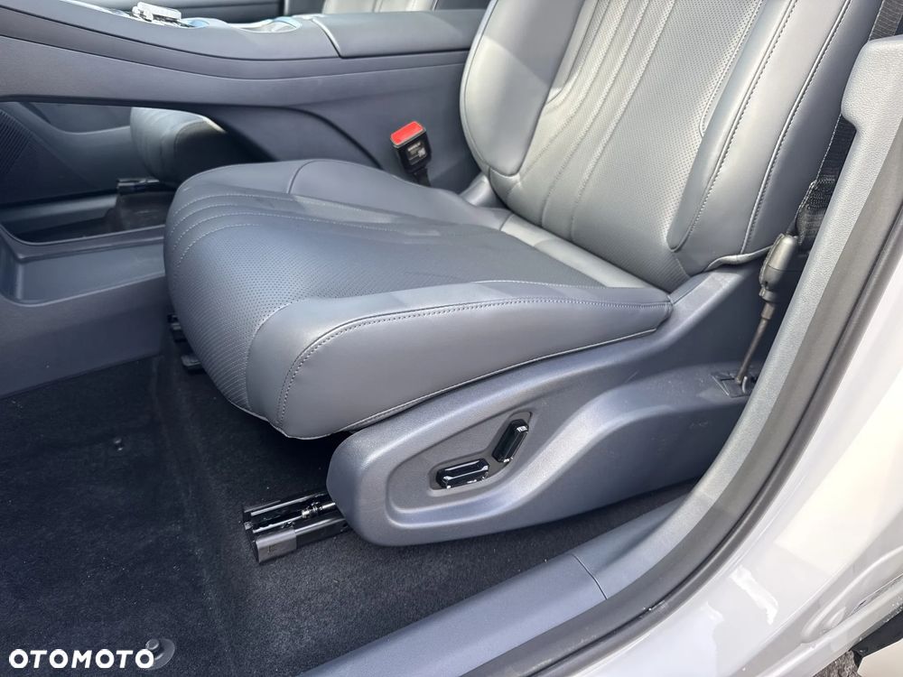 Geely Starray - 12