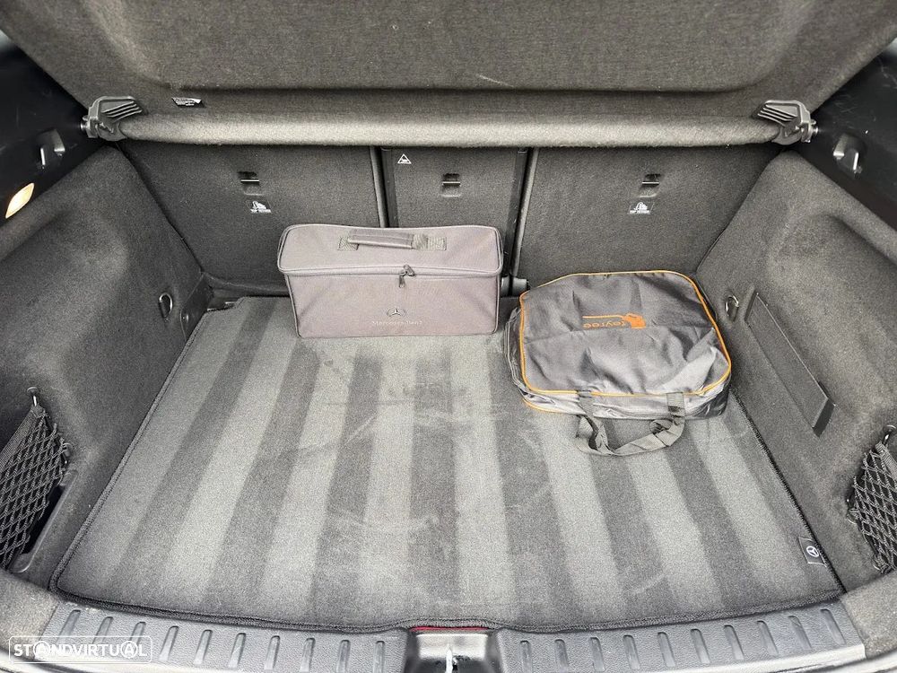 Mercedes-Benz GLA 250 e AMG Line - 16