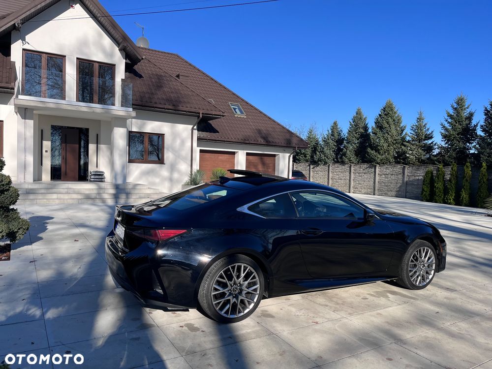 Lexus RC - 8